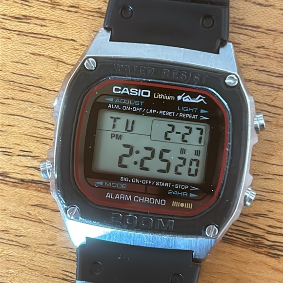 Casio DW-1000- Fantastic condition! - Picture 3 of 17